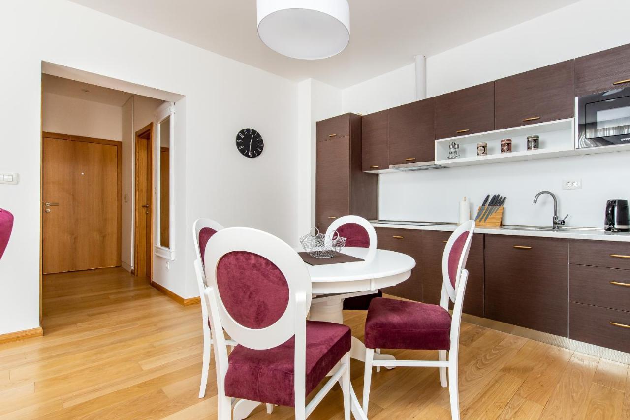 Apartments Lora In Apart-Hotel Будва Екстериор снимка