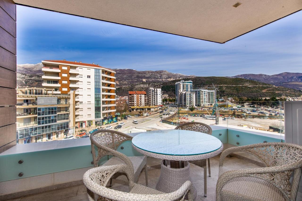 Apartments Lora In Apart-Hotel Будва Екстериор снимка