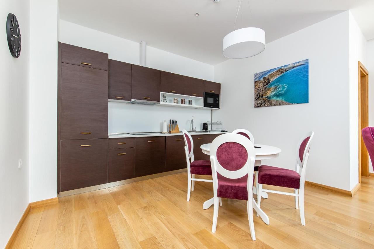 Apartments Lora In Apart-Hotel Будва Екстериор снимка