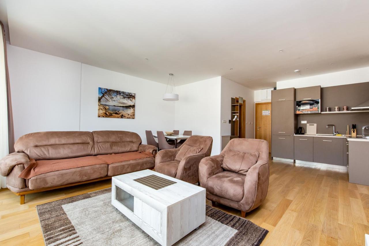 Apartments Lora In Apart-Hotel Будва Екстериор снимка