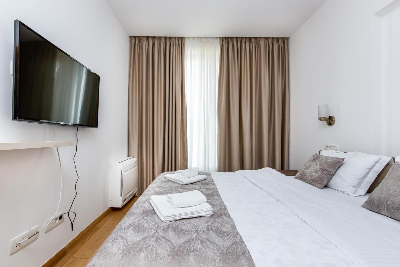 Apartments Lora In Apart-Hotel Будва Екстериор снимка