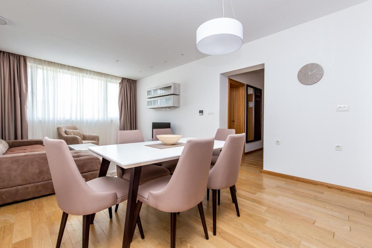 Apartments Lora In Apart-Hotel Будва Екстериор снимка