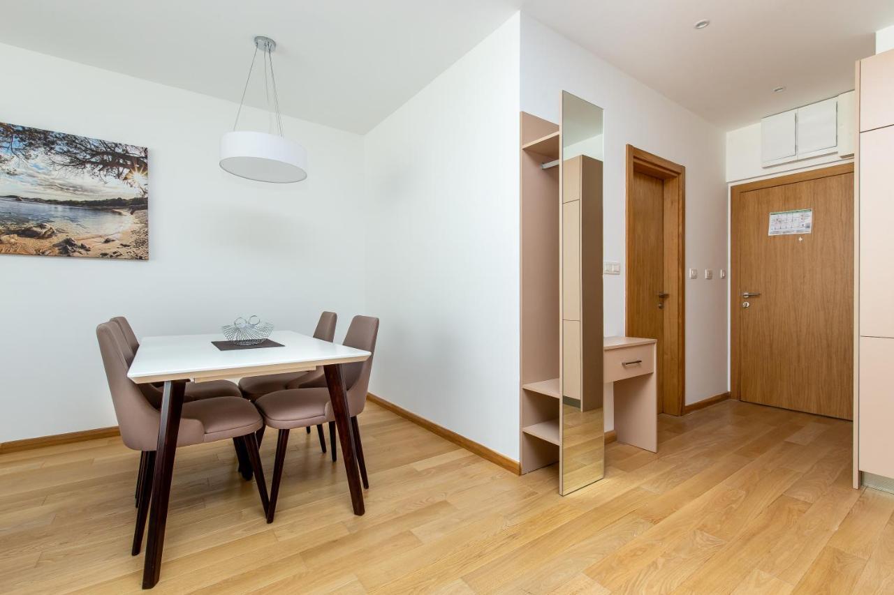 Apartments Lora In Apart-Hotel Будва Екстериор снимка