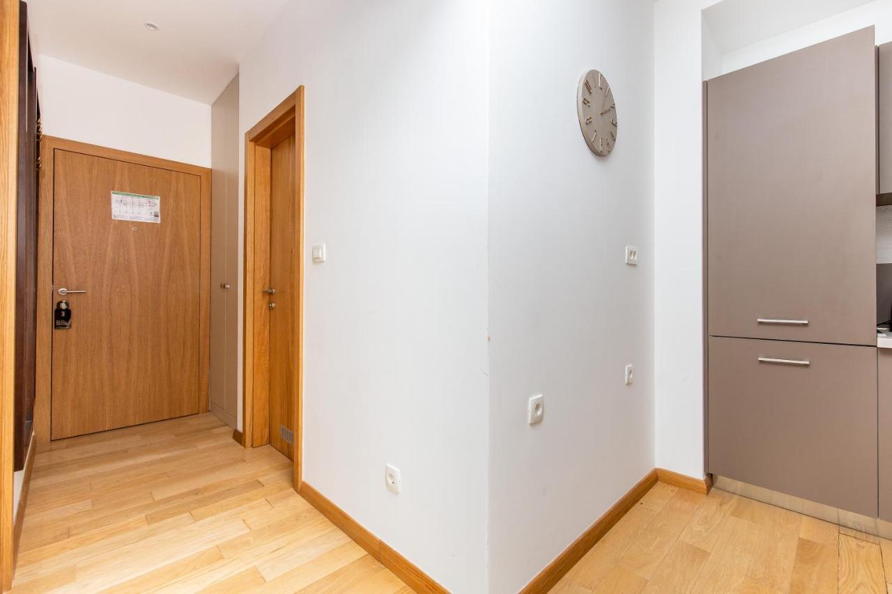 Apartments Lora In Apart-Hotel Будва Екстериор снимка