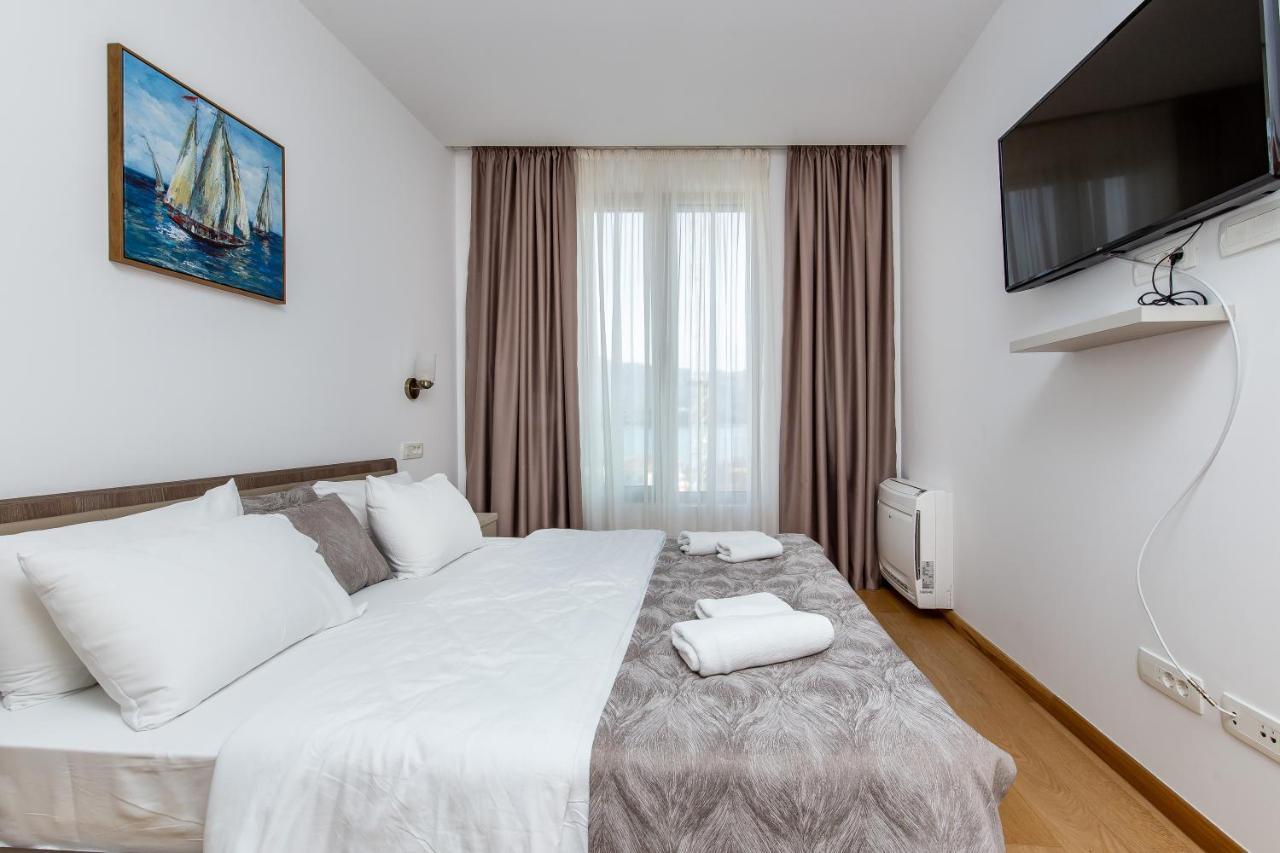 Apartments Lora In Apart-Hotel Будва Екстериор снимка